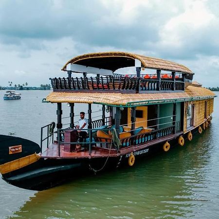 Why Not Houseboat Hotell Alappuzha Exteriör bild
