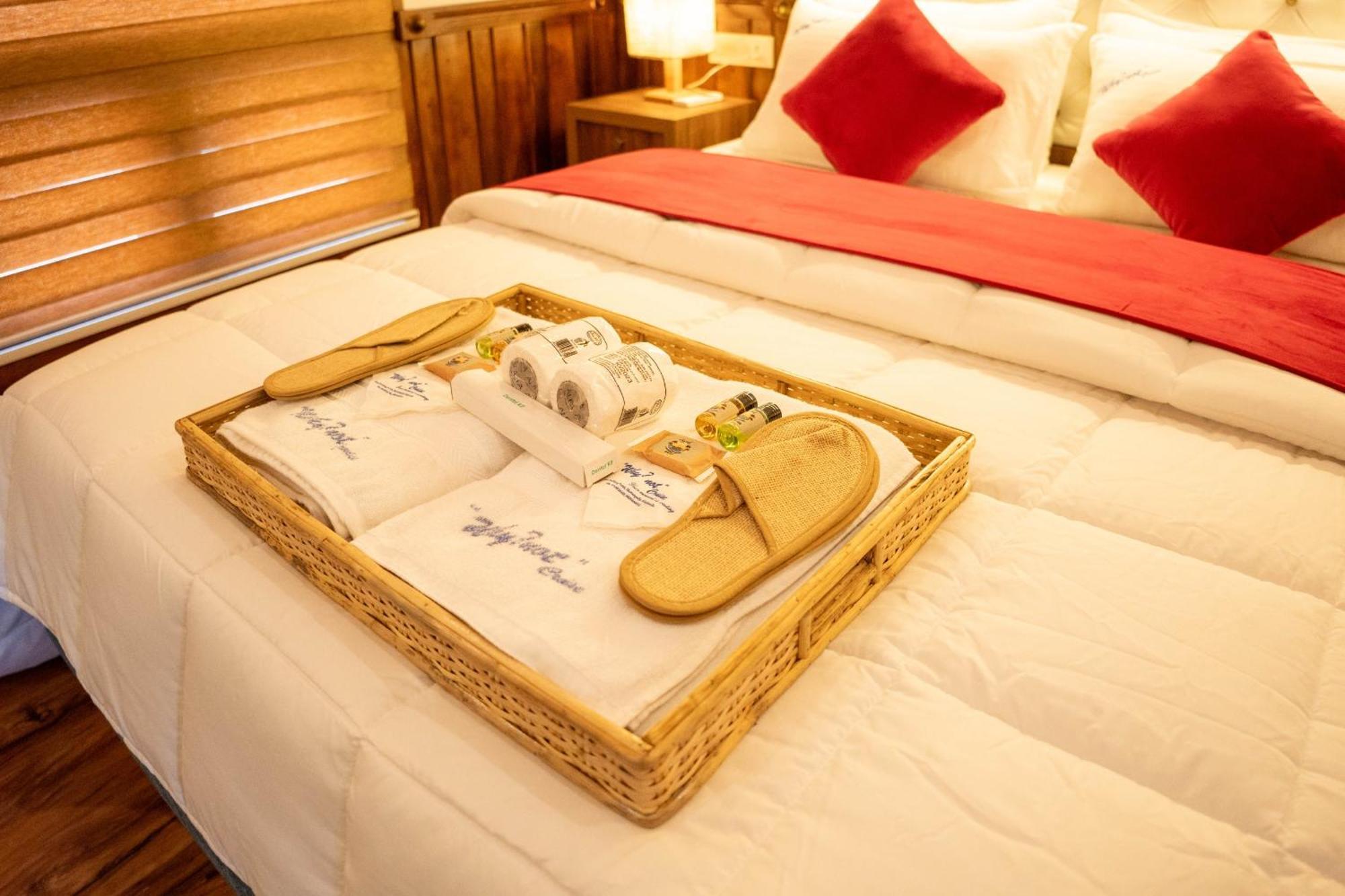 Why Not Houseboat Hotell Alappuzha Exteriör bild