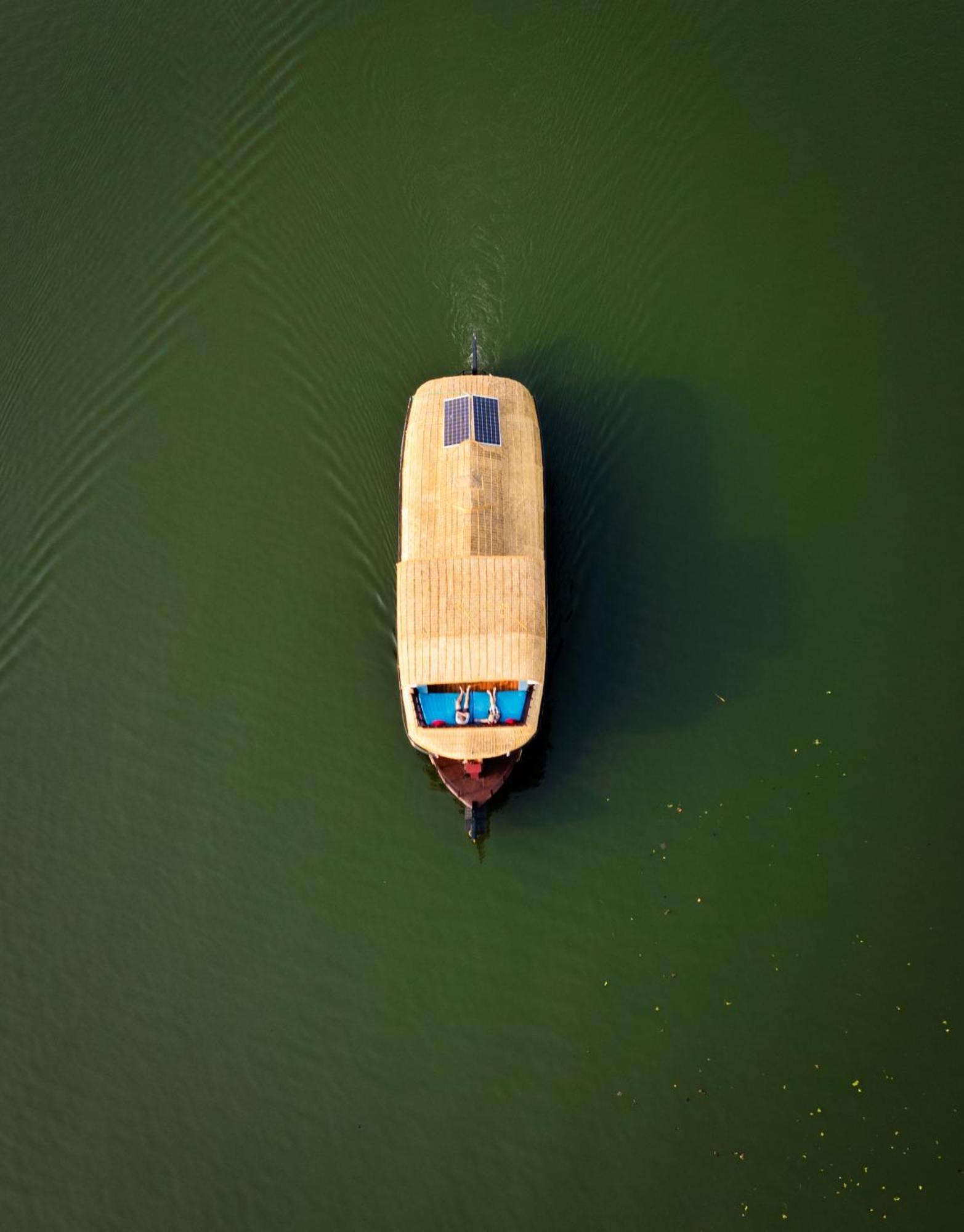 Why Not Houseboat Hotell Alappuzha Exteriör bild
