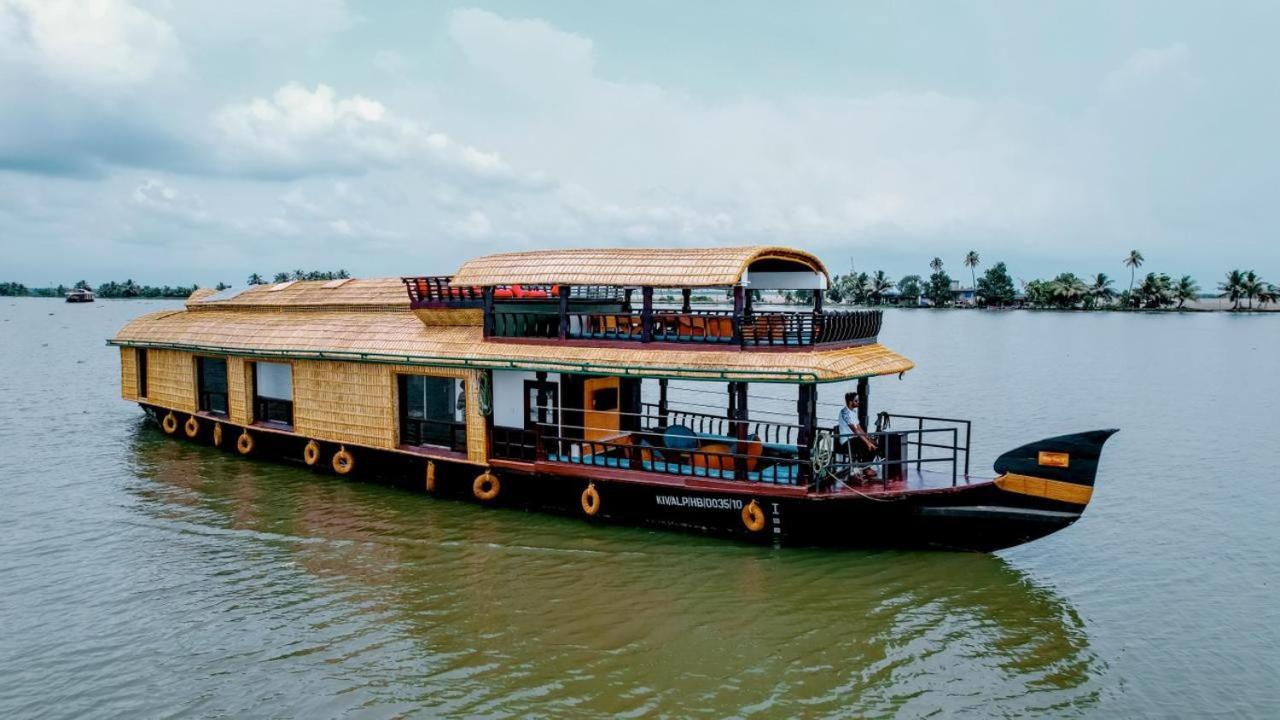Why Not Houseboat Hotell Alappuzha Exteriör bild