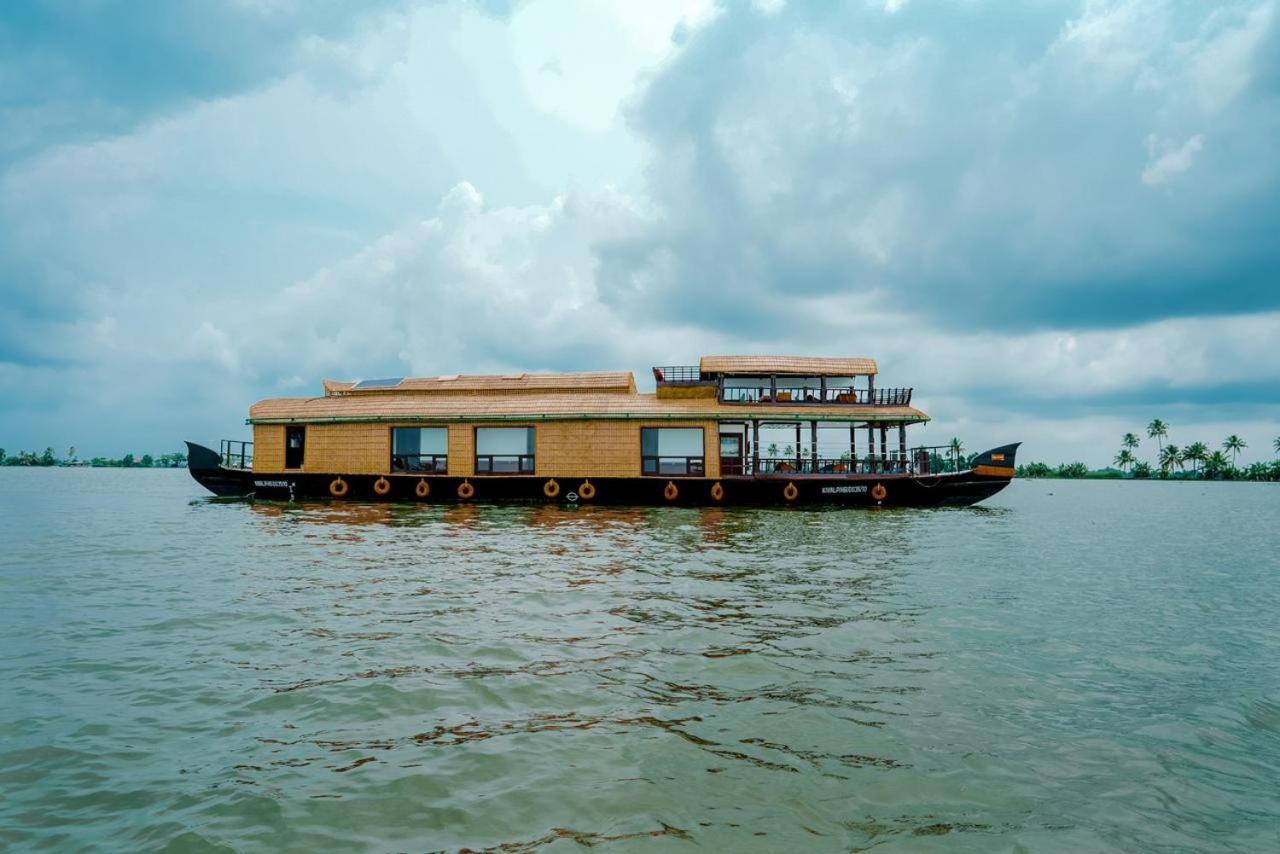Why Not Houseboat Hotell Alappuzha Exteriör bild